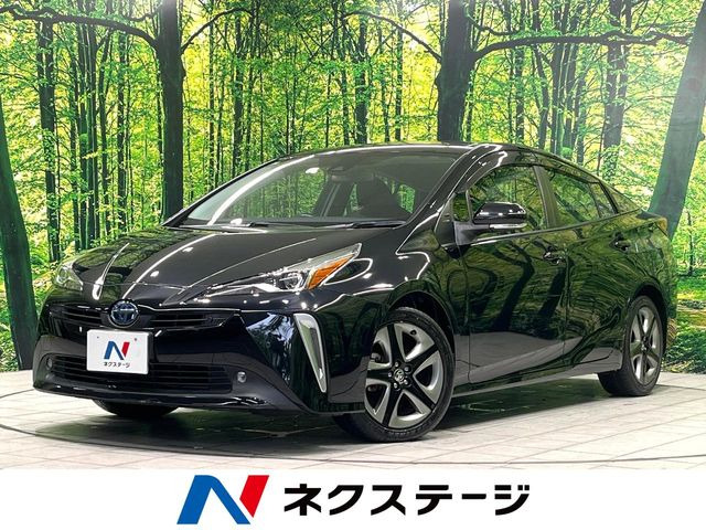 トヨタ プリウス 