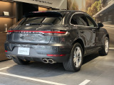 装着オプション:19インチMacan Sportsホイール シートヒーター(フロント及びリア)