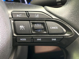 【レーダークルーズコントロール】高速道路での長距離走行が楽に!!自動で速度を保つクルーズコントロールが、衝突軽減システムと連携し、前方の車両を感知して車間を保つように速度調節してくれます!!