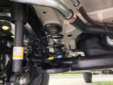 お車を安心してお乗りいただく為には、足回りの定期点検が欠かせません。サービスサポート(有償保証)では無料点検もご提供しており、安心のカーライフをお過ごしいただけるサポート体制が整っています。