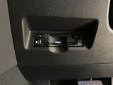 高速道路で便利な【ETC2.0】を装備しています。光ビーコン搭載で渋滞情報などナビゲーションと連動することで機能も充実いたします。他、観光施設に立ち寄るための高速料金割引サービス等もございます。