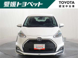 スタイリッシュなヘッドライト&フロントグリル♪