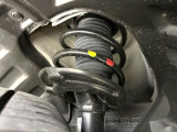 お車を安心してお乗りいただく為には、足回りの定期点検が欠かせません。サービスサポート(有償保証)では無料点検もご提供しており、安心のカーライフをお過ごしいただけるサポート体制が整っています。