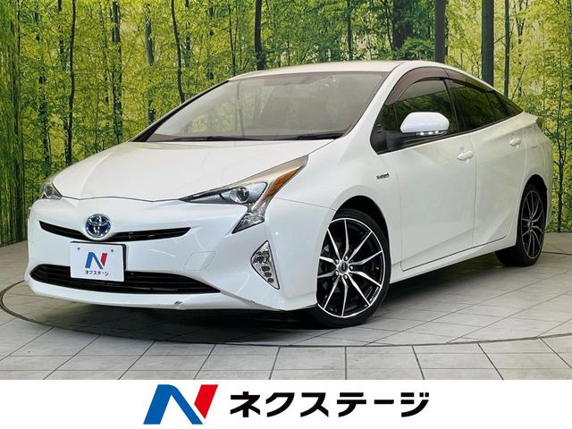 トヨタ プリウス 