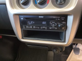 AM/FMラジオ、AUX接続対応のCDチューナーです。