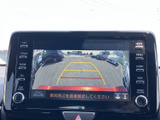 後方確認が容易なモニターで、安全な運転をサポート。狭い道でも安心して駐車できます。運転に自信がない方にもおすすめです。