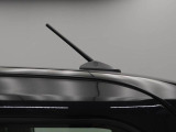 愛知ダイハツのお店では、ダイハツ車を知り尽くしたプロフェッショナルなサービススタッフが、専用の診断機器を使って各システムを点検しております。