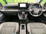 ヴォクシー 1.8 ハイブリッド S-Z 