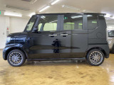 ■□■□■ アフターサービスも安心!! 自社整備工場・自社鈑金工場・積載車を完備しておりますので、お客様のご購入後も手厚くサポートいたします!! ■□■□■