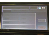 Bluetooth機能搭載。車とスマホやiPhoneをペアリングしておけばハンズフリー電話はもちろん、スマホやiPhone内の音楽を車のスピーカーで流すこともできますよ。