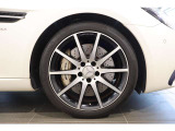 お気軽にお問い合わせください。Tel:075-325-0440 Mobile:070-2313-8676  中古車担当:時女まで
