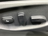 【パワーシート】スイッチ一つで簡単にシートの微調整が可能!電動だから力もいりません!快適なシートポジションにセットして、快適なドライブをお楽しみください。