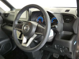 見通しのよいすっきりとした視界で、誰でも運転しやすいです。運転のしやすさは疲れにくさにも繋がりますよ♪