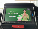 停車中には、地上デジタル放送をお楽しみいただけます。ニュースや番組をチェックして、移動時間を有効活用しましょう。