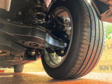 お車を安心してお乗りいただく為には、足回りの定期点検が欠かせません。サービスサポート(有償保証)では無料点検もご提供しており、安心のカーライフをお過ごしいただけるサポート体制が整っています。