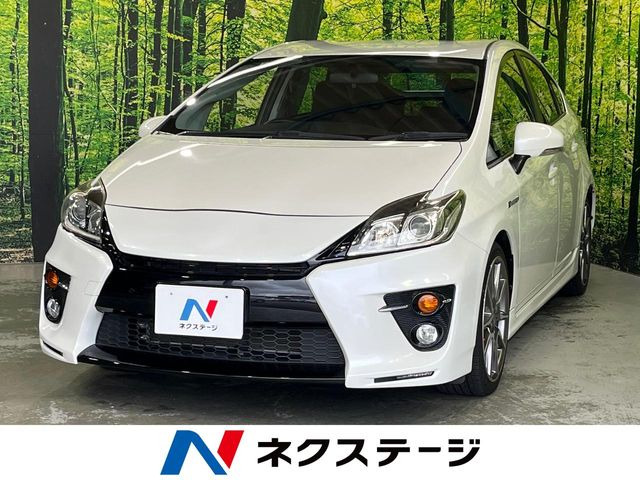 トヨタ プリウス 