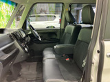ドライバー視点からの眺望も良好。運転に必要な情報を一目で確認できます。
