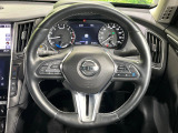 【純正革巻きステアリング】上質な革を使用することで、手にしっかり馴染みとても運転しやすいハンドルです♪