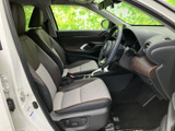 運転席からの視界は良好で、操作性も抜群。座り心地の良いシートが、長距離ドライブでも疲れを感じさせません。快適な空間です。