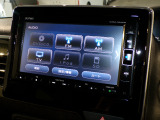CD、DVD、Bluetooth、AM、FM、AUX、スマートフォン接続ができます。