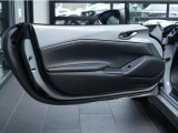 神戸マツダ神戸西インター店は、通常ディーラー+&alpha;の次世代型店舗としてROADSTER EXPERIENCE SPACEの冠を掲げ、「いつでも・誰でも・気軽に会いに行ける」ロードスターUカー専門店。