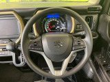 【ステアリングスイッチ】運転中、前方から目線をそらすことなく、オーディオ等の操作が可能な便利機能!安心&快適なドライブを演出してくれます♪