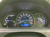 停車中にTVや映像コンテンツを楽しめます。ドライブ前の待ち時間や休憩時間に、リラックスした時間を過ごせます。快適な空間を演出します。