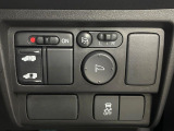 【パワースライドドア】スマートキーや運転席のスイッチでスライドドアの開閉が可能♪電動だから力を入れてドアを開ける必要が無く、小さいお子様でも、重い荷物を持っている時もラクに開け閉めできます♪