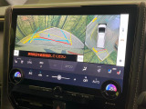 【パノラミックビューモニター】専用のカメラにより、上から見下ろしたような視点で360度クルマの周囲を確認することができます☆死角部分も確認しやすく、狭い場所での切り返しや駐車もスムーズに行えます。