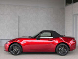 神戸マツダ神戸西インター店は、通常ディーラー+&alpha;の次世代型店舗としてROADSTER EXPERIENCE SPACEの冠を掲げ、「いつでも・誰でも・気軽に会いに行ける」ロードスターUカー専門店。
