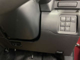運転席周辺にある各種スイッチ画像です。今では必須アイテムのETCも装備(^^♪