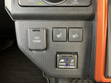 後方の状況を画面で確認できるので、安全な駐車をサポートします。狭い場所でもスムーズに駐車でき、運転初心者の方にもおすすめです。