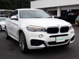 BMW在庫保有台数常時100台以上!ご来店の際はBMW本店(厚木市下荻野140-1)にご来店ください!弊社自慢の全天候型ショールーム!BMW在庫保有台数常時100台以上ございます!