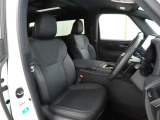 長時間の運転でも疲れにくいシートです。