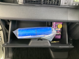 メンテナンスノート【点検整備記録簿・保証書】、取説も揃っています。スマートキーはバッグなどにしまったままボタン操作でエンジンの始動・停止ができて大変便利です。