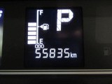 たとえばダイハツのお店にある、たくさんのスマアシ搭載車は、正常に作動する事をしっかり確認します。