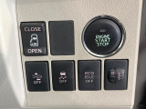 【パワースライドドア】スマートキーや運転席のスイッチでスライドドアの開閉が可能♪電動だから力を入れてドアを開ける必要が無く、小さいお子様でも、重い荷物を持っている時もラクに開け閉めできます♪
