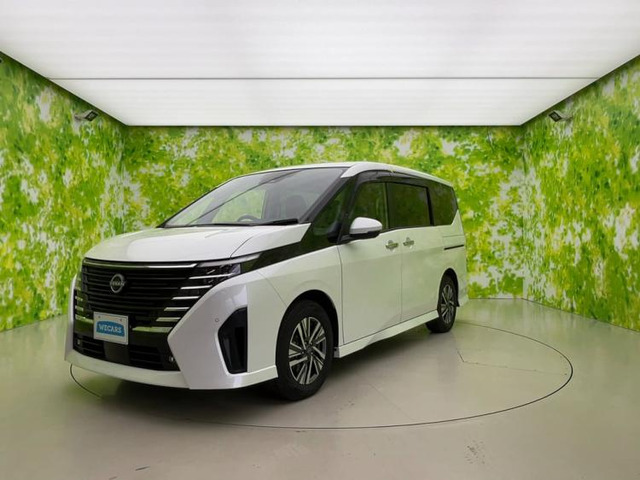 セレナ 1.4 e-POWER ハイウェイスターV