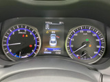 視認性の高いメーターで、運転に必要な情報を的確に把握できます。走行状況をひと目で確認でき、安全運転に貢献します。