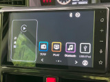 【9インチ ディスプレイオーディオ】大画面ディスプレイへお持ちのスマートフォンと連携して、ナビやbluetoothでの音楽再生が可能です♪デザインはもちろん操作性も良好!別途ナビ機能の取付可能です♪