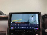 安全機能のバックモニター&全周囲モニターも装備です。