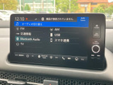 お気に入りの音楽やラジオをクリアな音質で楽しめます。ドライブ中のエンターテインメントを充実させてくれるでしょう。