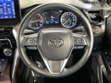 【レーダークルーズコントロール】高速道路での長距離走行が楽に!!自動で速度を保つクルーズコントロールが、衝突軽減システムと連携し、前方の車両を感知して車間を保つように速度調節してくれます!!