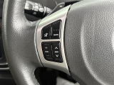 【ステアリングスイッチ】手元のボタンから、オーディオやナビなどの操作ができるので、よそ見をせずに安全に運転に集中できます!