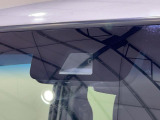 ホンダセンシング搭載。誤発進抑制機能・路外逸脱抑制機能・歩行者事故低減ステアリング・車線維持支援システム・先進車発進お知らせ機能など多彩な先進安全機能でより安全で快適なドライブを支援します。