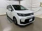 広々とした車内空間に優れた燃費性能。更にデザインも上質で人気のお車です!