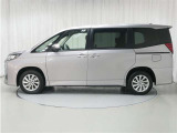 両側電動スライドドアで幅広い世代に人気の車種になります!