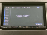 Bluetooth接続で、ワイヤレスで音楽を楽しめます。スマートフォンとの連携も簡単。快適な音質で、ドライブ中もリラックスできます。