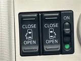 【 両側パワースライドドア 】運転席から後席スライドドアを開け閉めできます!