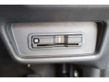 ETC2.0の車載機搭載です!!ETCカードを挿入すれば料金所はノンストップで通過できます。ETC限定の割引や、高速道路の情報提供サービスを利用できます♪